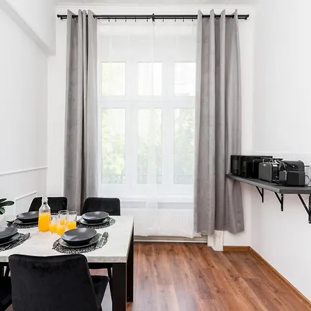 Brzozowa Apartment By Hostly Krakow Exterior photo
